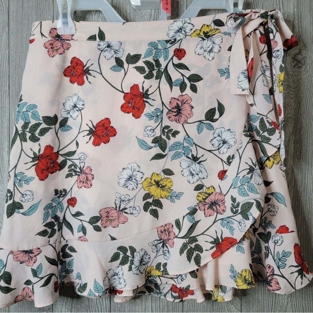 ♡Jack by BB Dakota Floral Ruffle Wrap Mini Skirt Pink Yellow Red Size 10